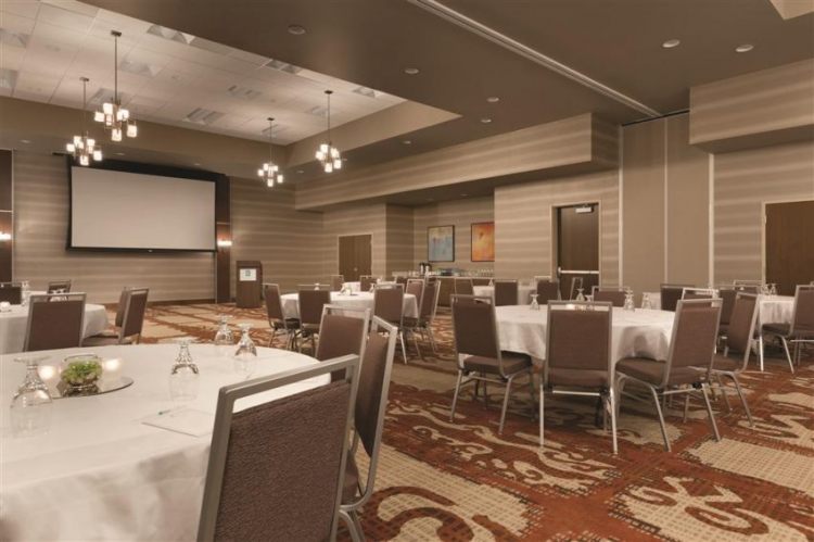 Embassy Suites by Hilton Akron Canton Airport , OH 44720 near Akron-canton Regional Airport View Point 6