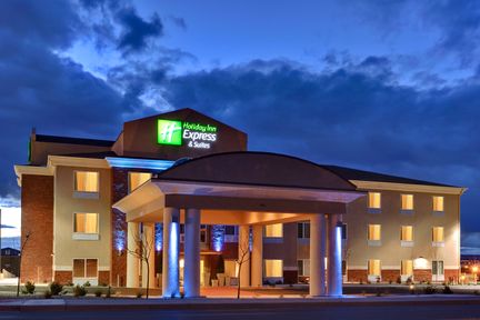 Holiday Inn Express & Suites Albuquerque Airport , NM 87106 near Albuquerque International Sunport View Point 3