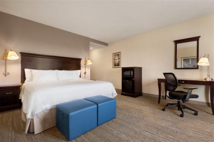 Hampton Inn & Suites Washington-Dulles International Airport , DC 20166 near Washington Dulles International Airport View Point 24