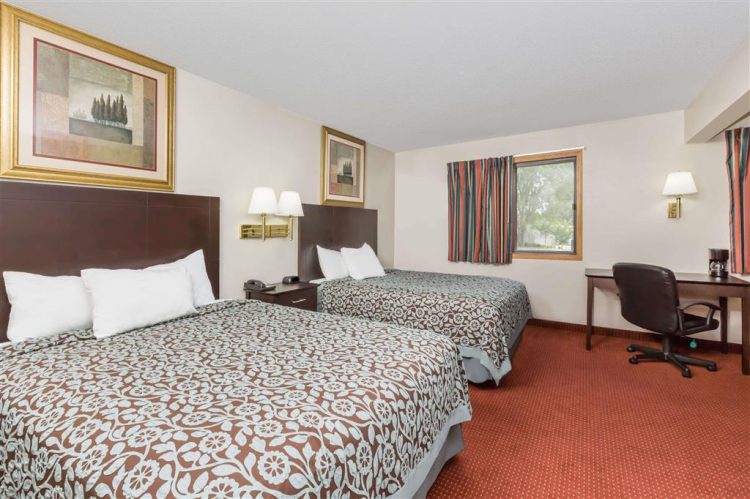 Days Inn & Suites by Wyndham Des Moines Airport , IA 50315 near Des Moines International Airport View Point 13