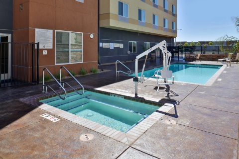 Fairfield Inn & Suites by Marriott Sacramento Airport Woodland , CA 95776 near Sacramento International Airport View Point 10