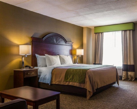 Comfort Inn Airport Manchester , NH 03102 near Manchester-boston Regional Airport View Point 27