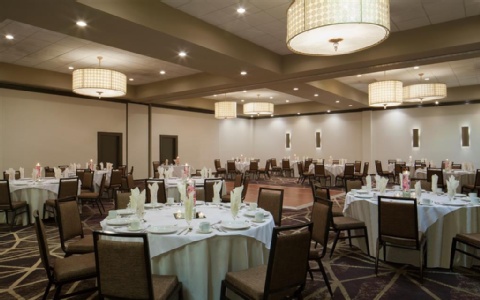 Embassy Suites by Hilton Philadelphia Airport , PA 19153 near Philadelphia International Airport View Point 7