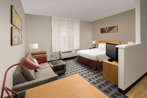 TownePlace Suites by Marriott Albuquerque Airport , NM 87106 near Albuquerque International Sunport View Point 13