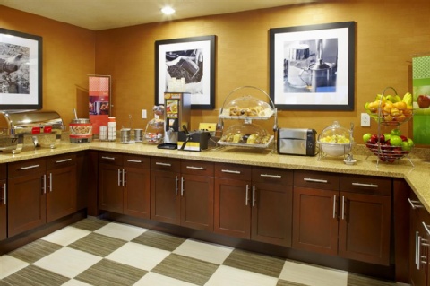 Hampton Inn Phoenix - Biltmore , AZ 85016 near Sky Harbor International Airport View Point 7