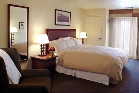 Larkspur Landing Extended Stay Suites Renton , WA 98055 near Seattle-tacoma International Airport View Point 8