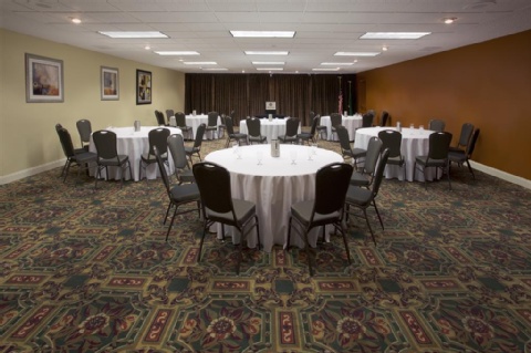 Red Lion Hotel Seattle Airport Sea-Tac , WA 98188 near Seattle-tacoma International Airport View Point 5