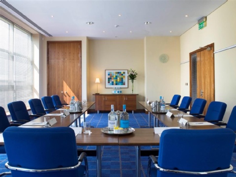 Sofitel London Gatwick ,  RH6 0PH near Gatwick Airport View Point 7