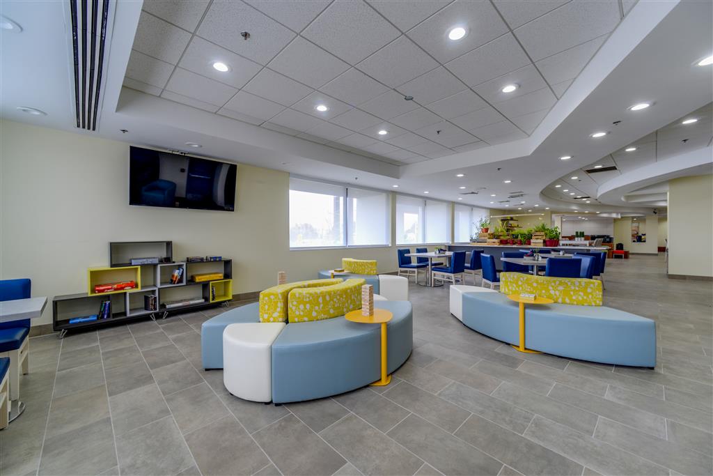 St Louis Airport Hotel , MO 63134 near Lambert-saint Louis International Airport View Point 13