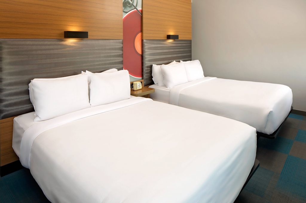 aloft Green Bay , WI 54304 near Green Bay Austin Straubel International Airport View Point 9