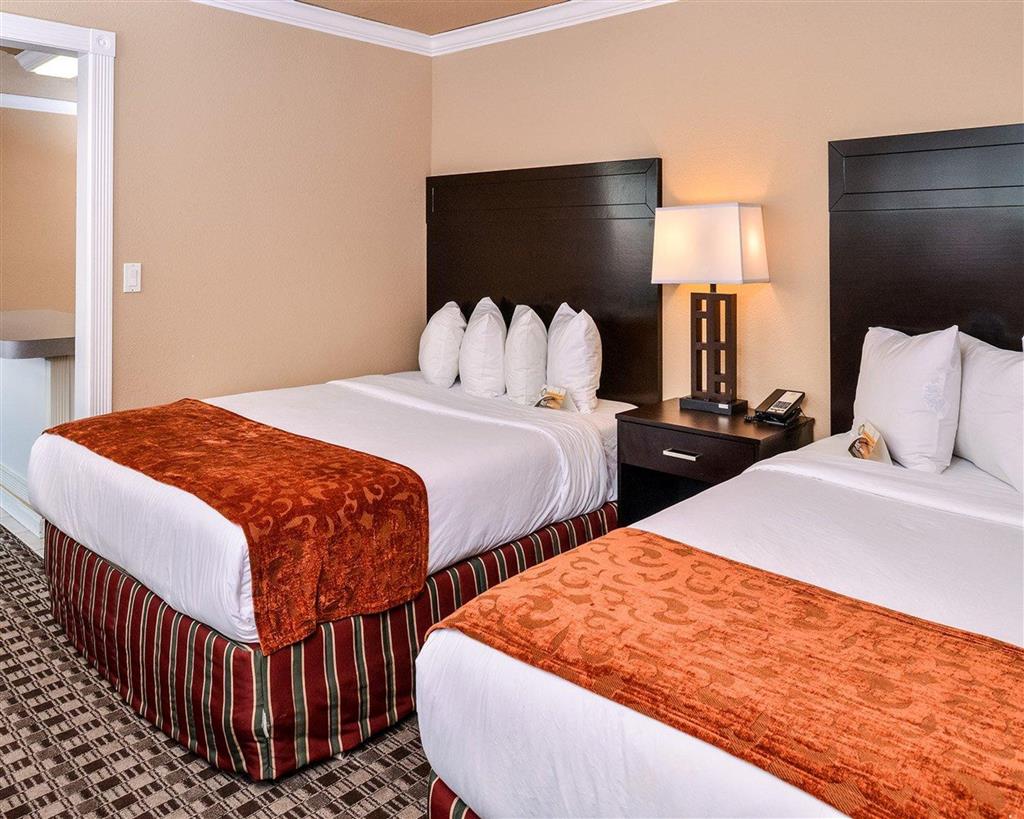 Quality Inn Hotel, Kent , WA 98032 near Seattle-tacoma International Airport View Point 20