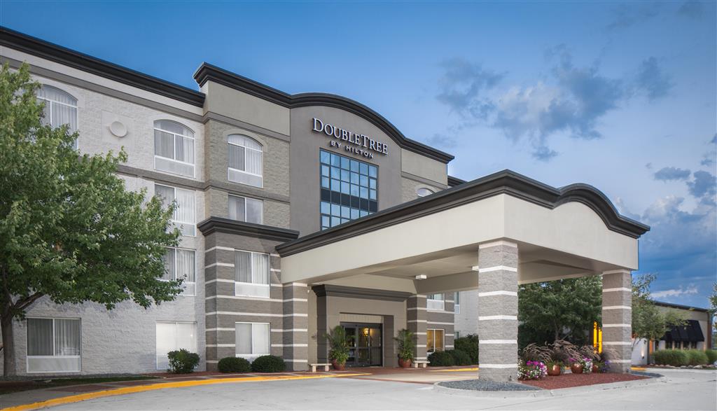 Hilton Garden Inn Des Moines Airport , IA 50321 near Des Moines International Airport View Point 17