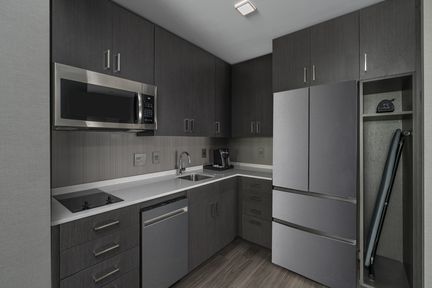 Staybridge Suites Boston Logan Airport - Revere , MA 02151 near Boston Logan International Airport View Point 39