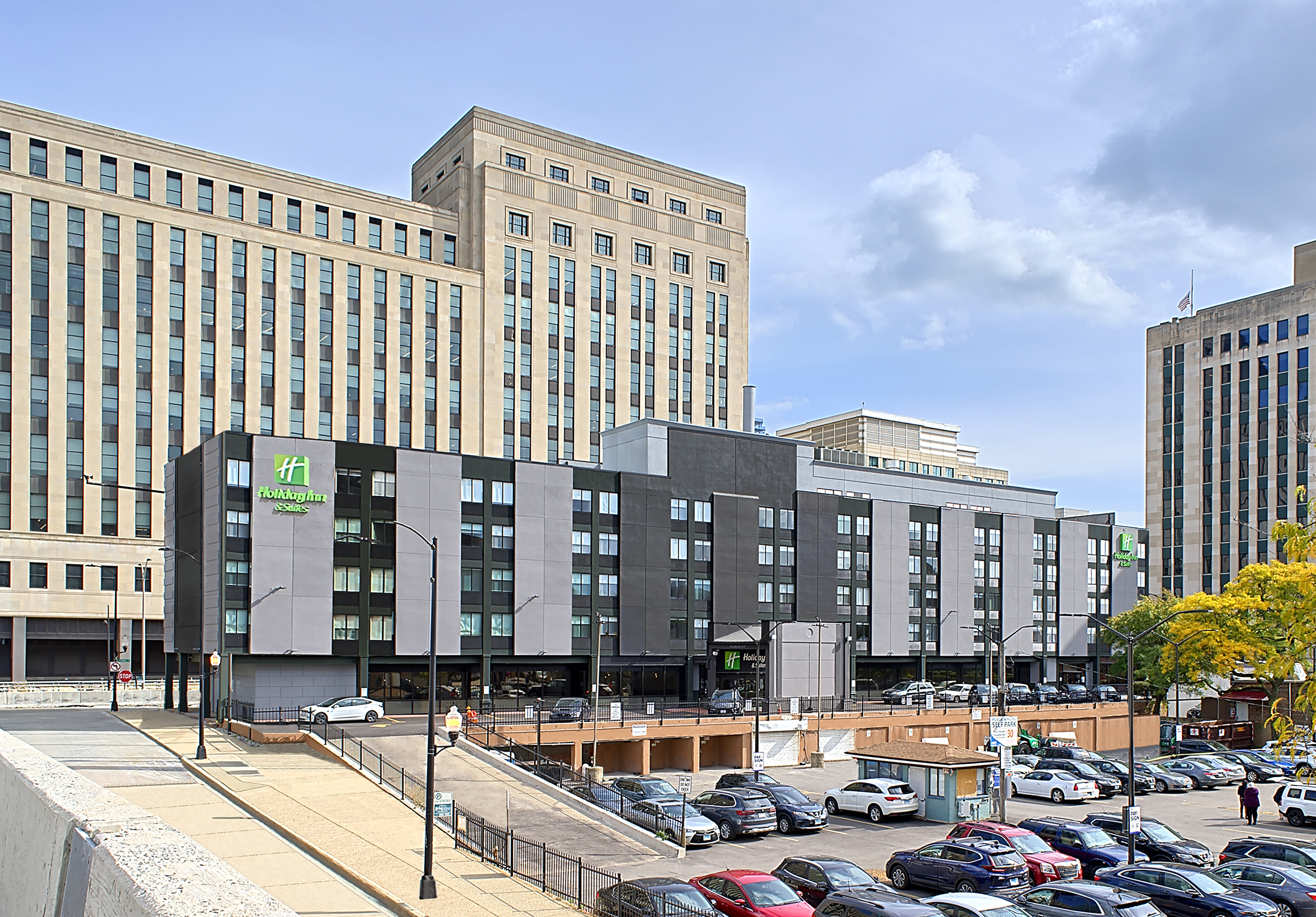 HOLIDAY INN HOTEL AND SUITES , IL 60607 near Ohare International Airport View Point 6