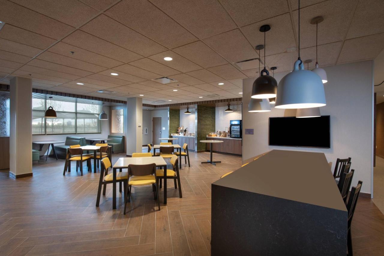 Fairfield by Marriott Edmonton International Airport , AB T9E 0V6 near Edmonton International Airport View Point 15