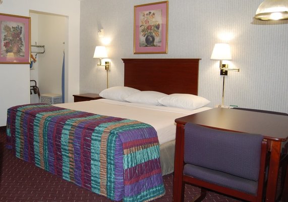 Red Roof Inn Las Vegas , NV 89109 near Mccarran International Airport View Point 3