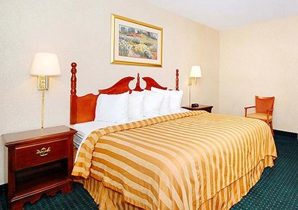 Motel 6 Philadelphia Airport , PA 19029 near Philadelphia International Airport View Point 4