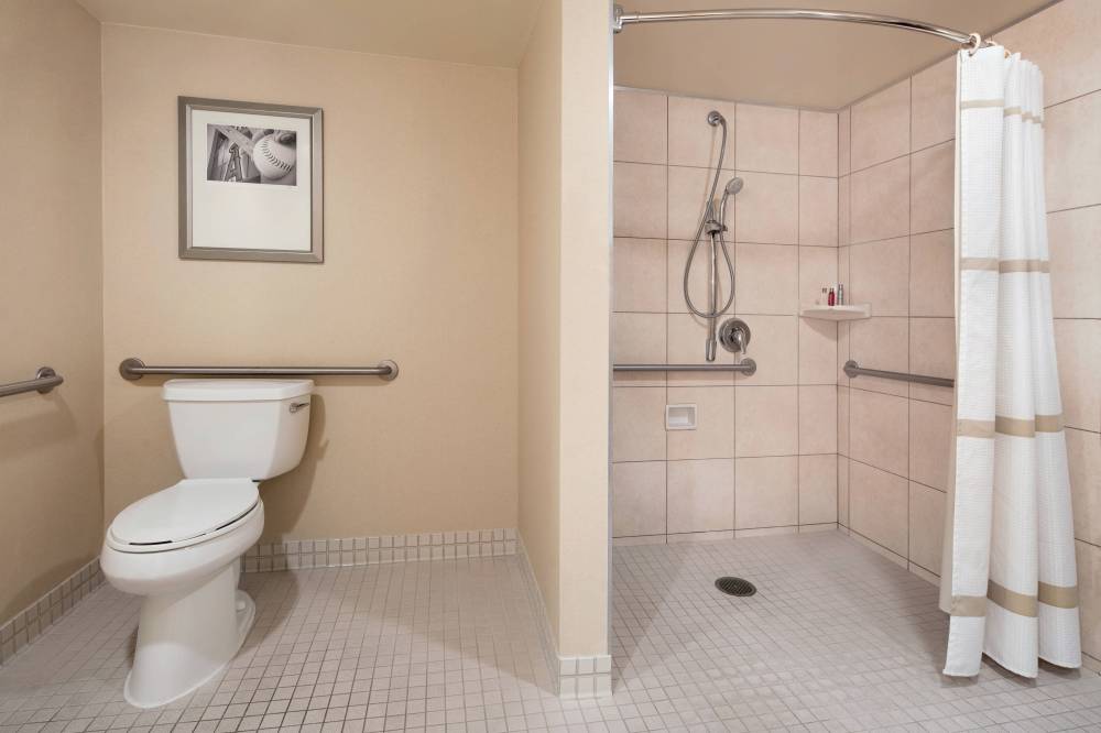 Anaheim Marriott Suites 2