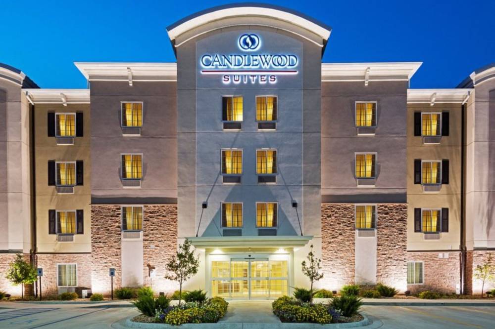 Candlewood Suites Airport