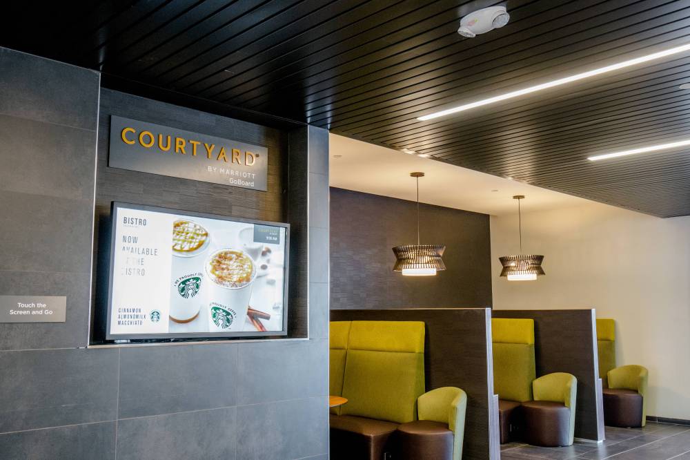 Courtyard By Marriott Fargo 9