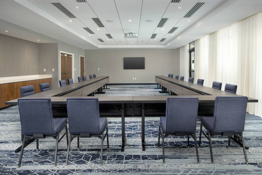 Courtyard By Marriott Indianapolis Plainfield 9
