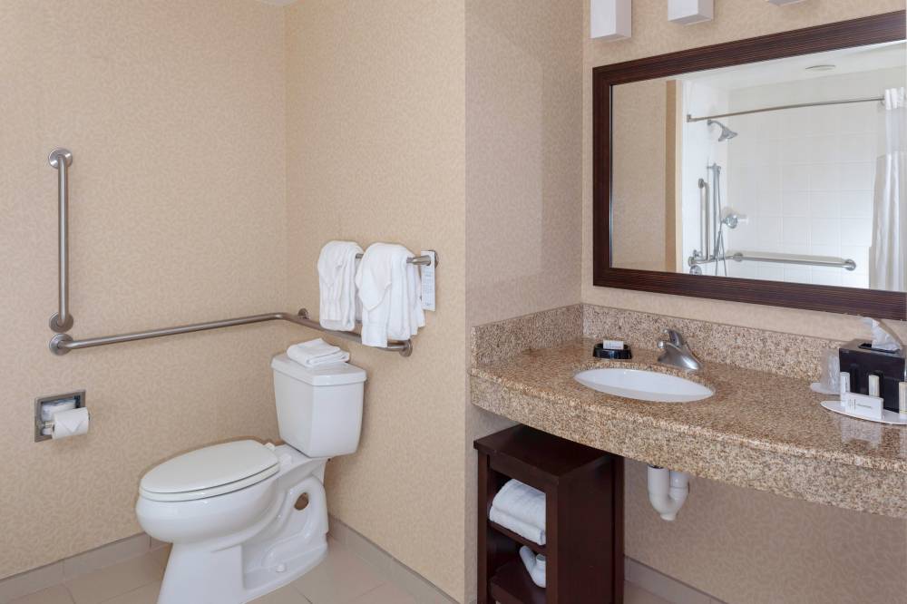 Courtyard By Marriott Memphis Downtown 1