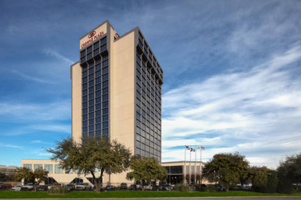 Crowne Plaza Market Center