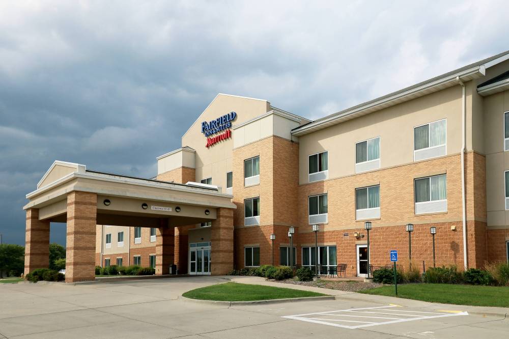 Fairfield Inn And Suites By Marriott Des Moines Airport