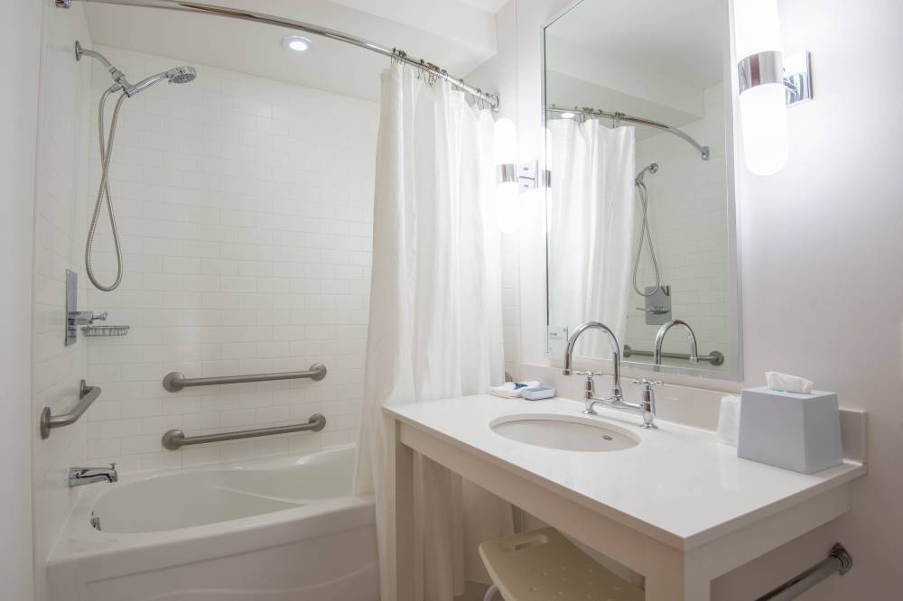 Four Points By Sheraton Saskatoon 2