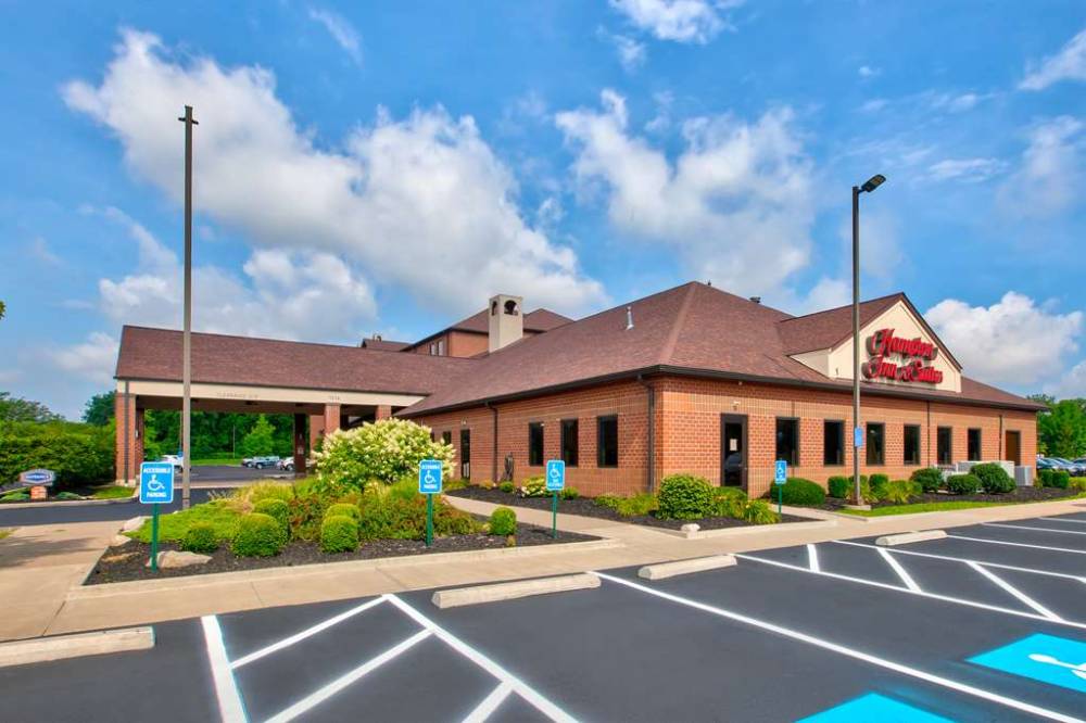 Hampton Inn And Suites Cleveland-airport/middleburg Heights