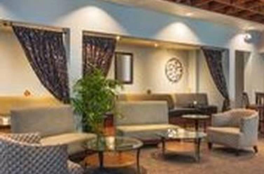 Handlery Hotel 3