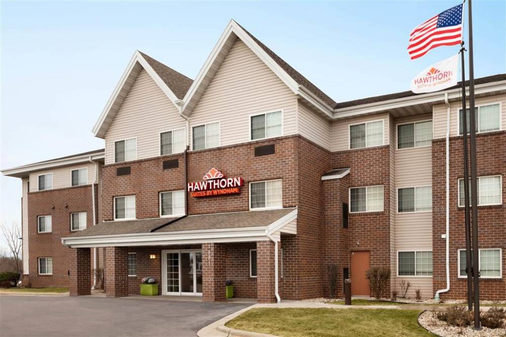 Hawthorn Suites By Wyndham Oak Creek/milwaukee Airport