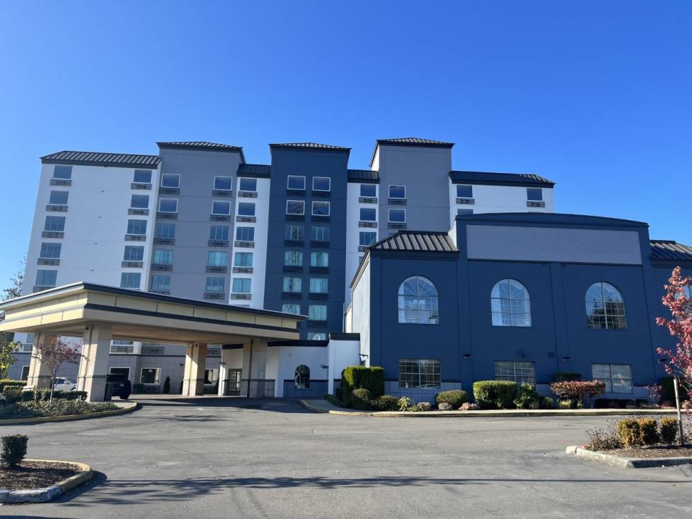 Holiday Inn Exp Federal Way