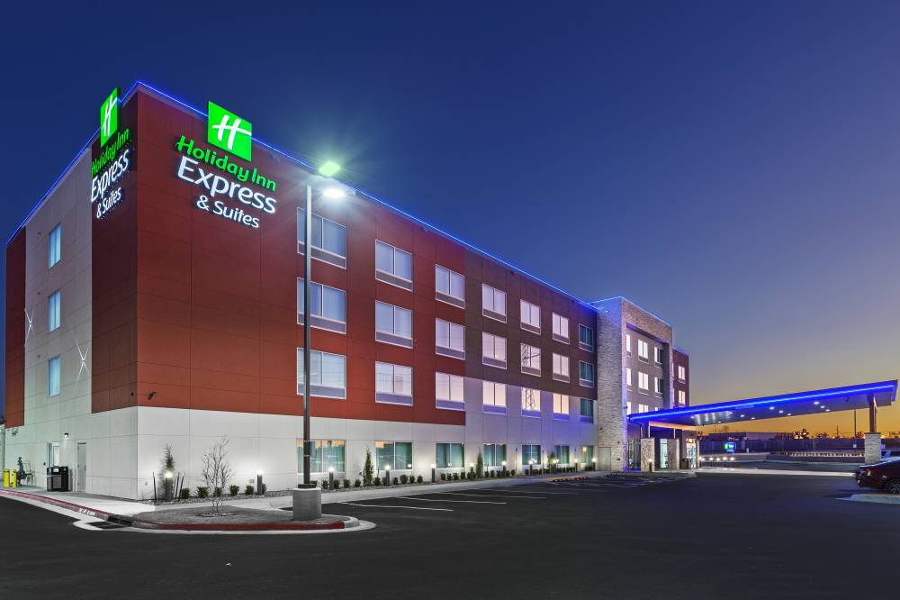 Holiday Inn Exp Stes Owasso