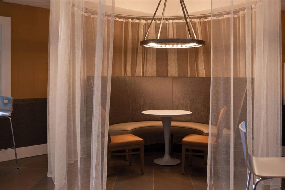 Hotel Parq Central 4