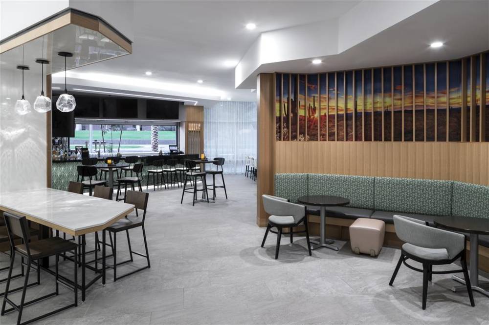 Hyatt Place Tempe 6