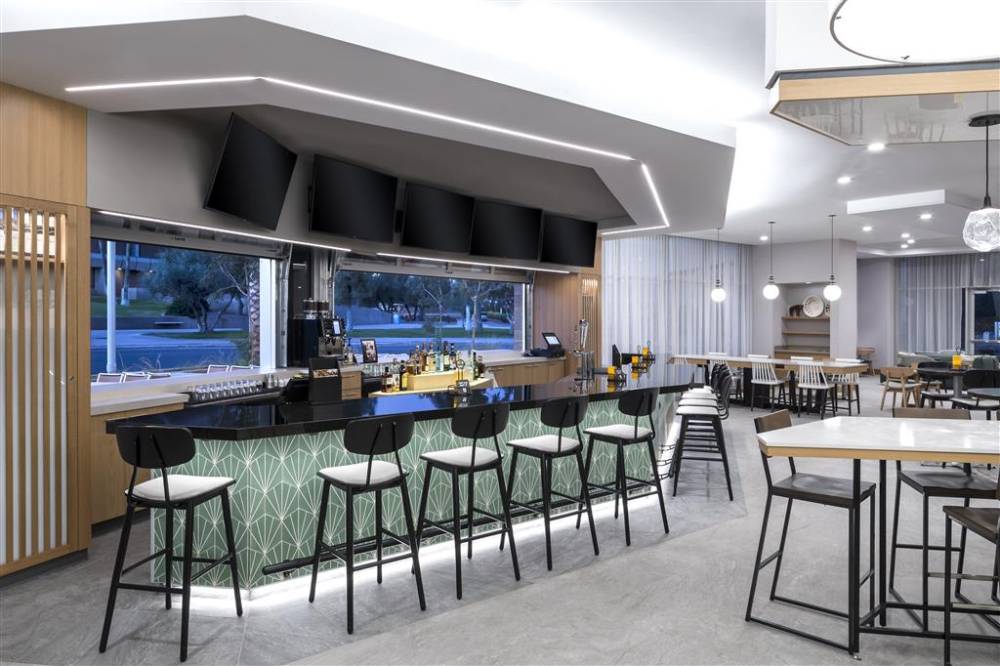 Hyatt Place Tempe 4