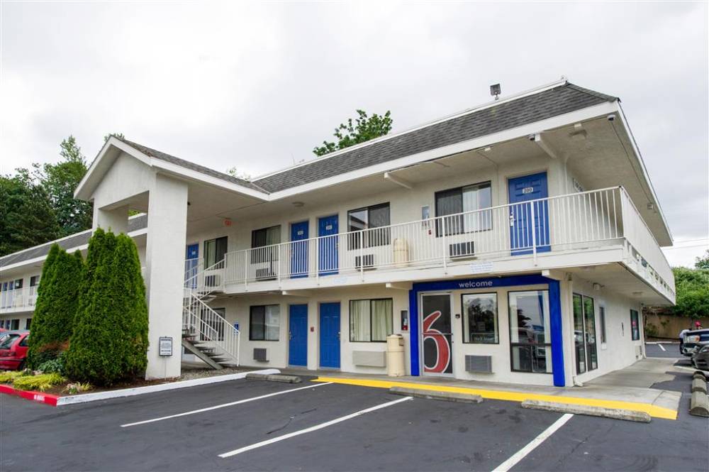 Motel 6 Seattle Airport 