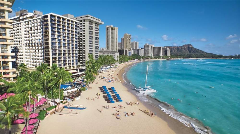 outrigger waikiki beach resort aerial