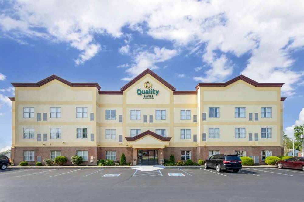 Quality Suites Indianapolis
