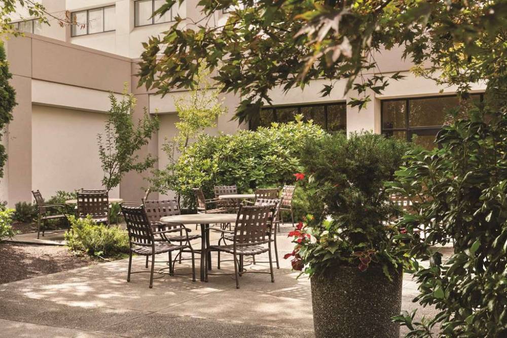 Radisson Seattle Airport 8