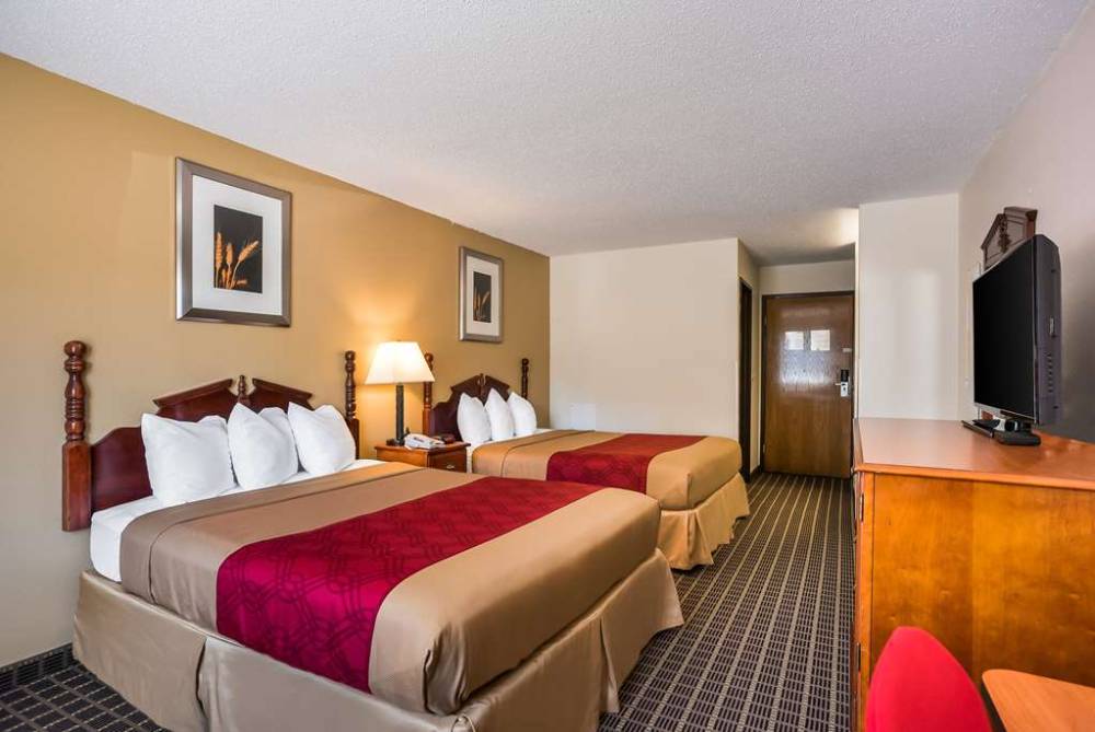 Rodeway Inn 9