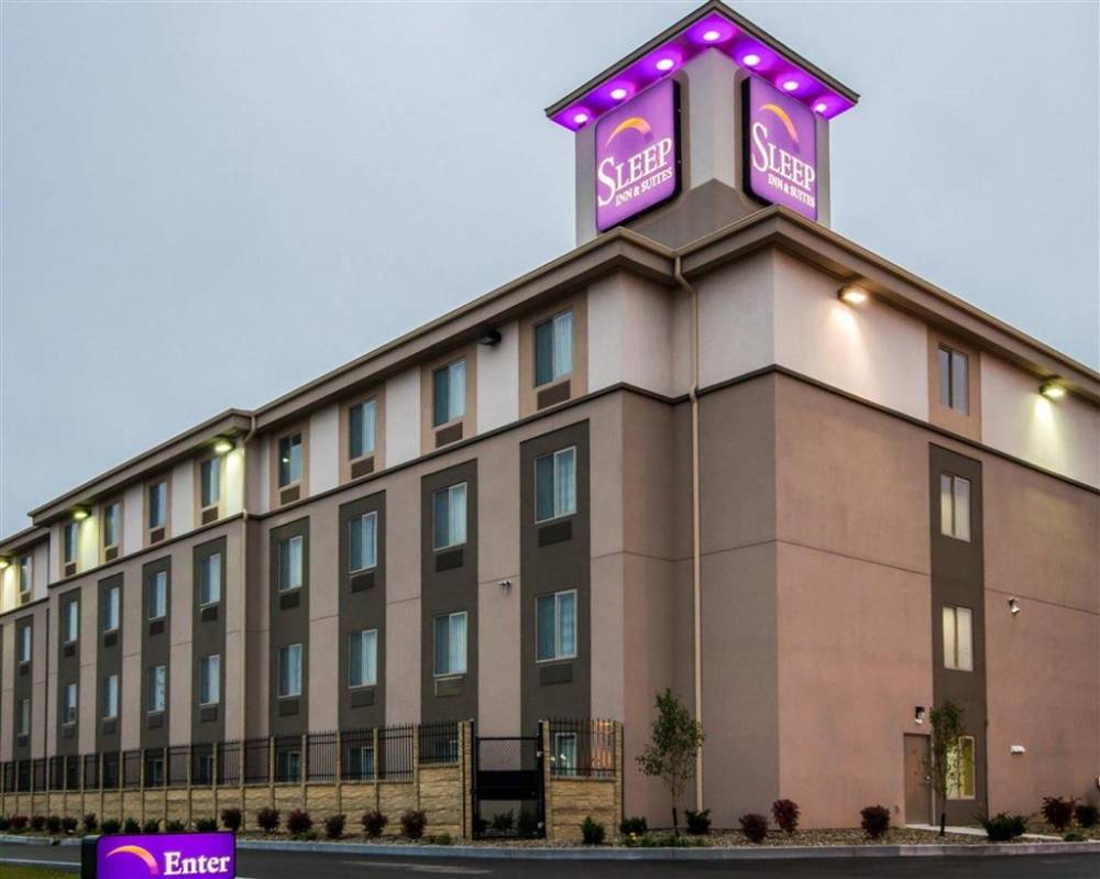 Sleep Inn And Suites And Conference Cent