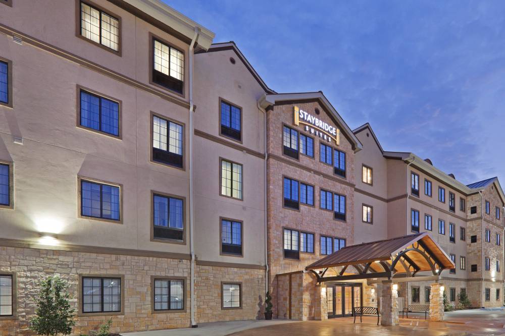 Staybridge Suites Airport