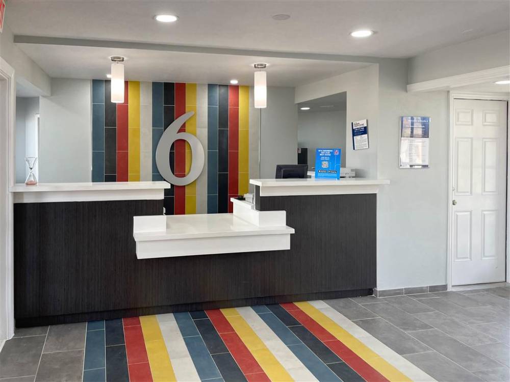 Studio 6 Tulsa, Ok - Central 4