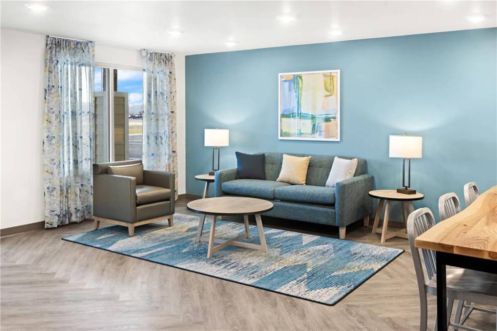 Woodspring Suites Billings 3